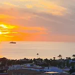 Terraza Sunset In Mar, Pool & Padel Daire Palm-mar